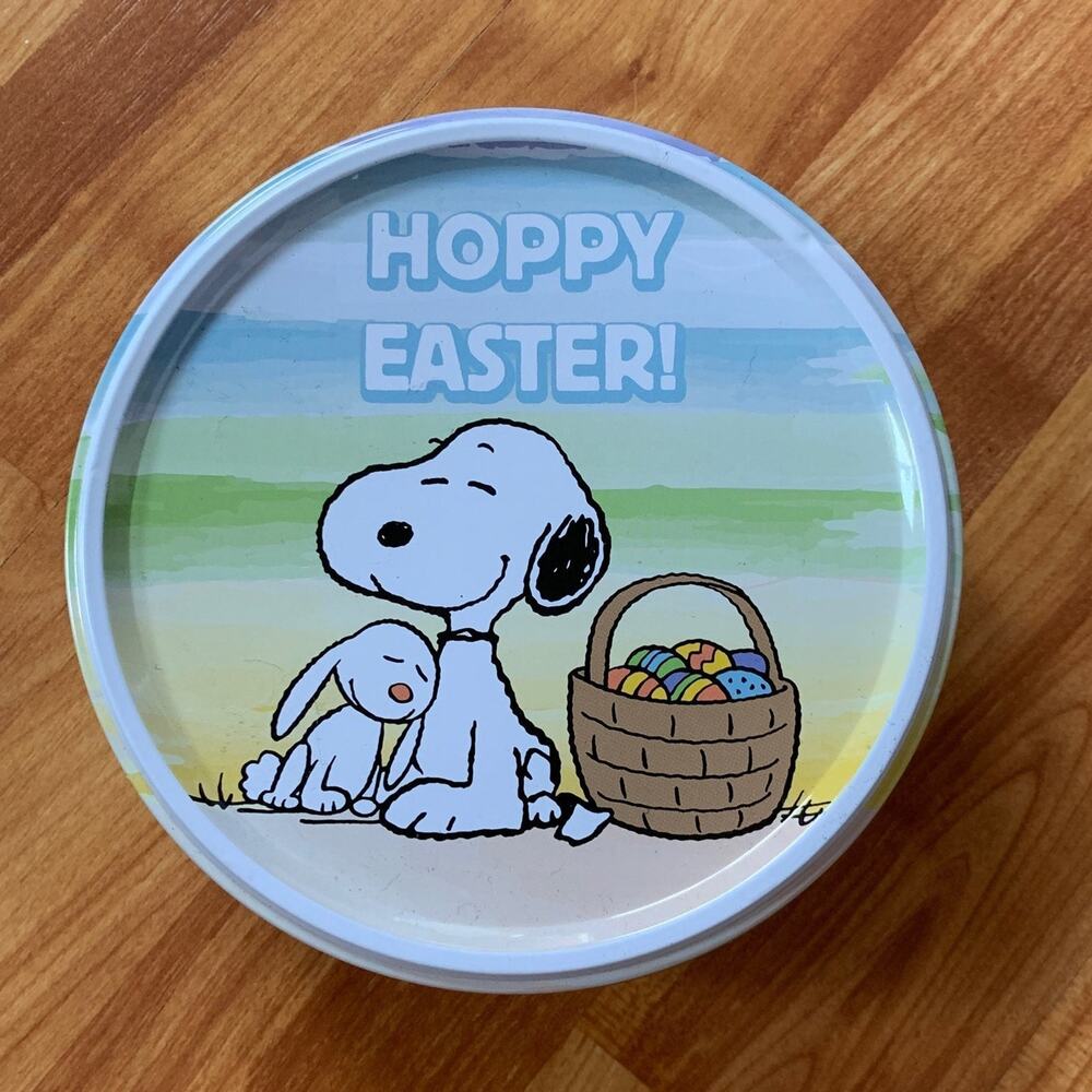 Collectable Peanuts Snoopy empty  Premium cookies tin